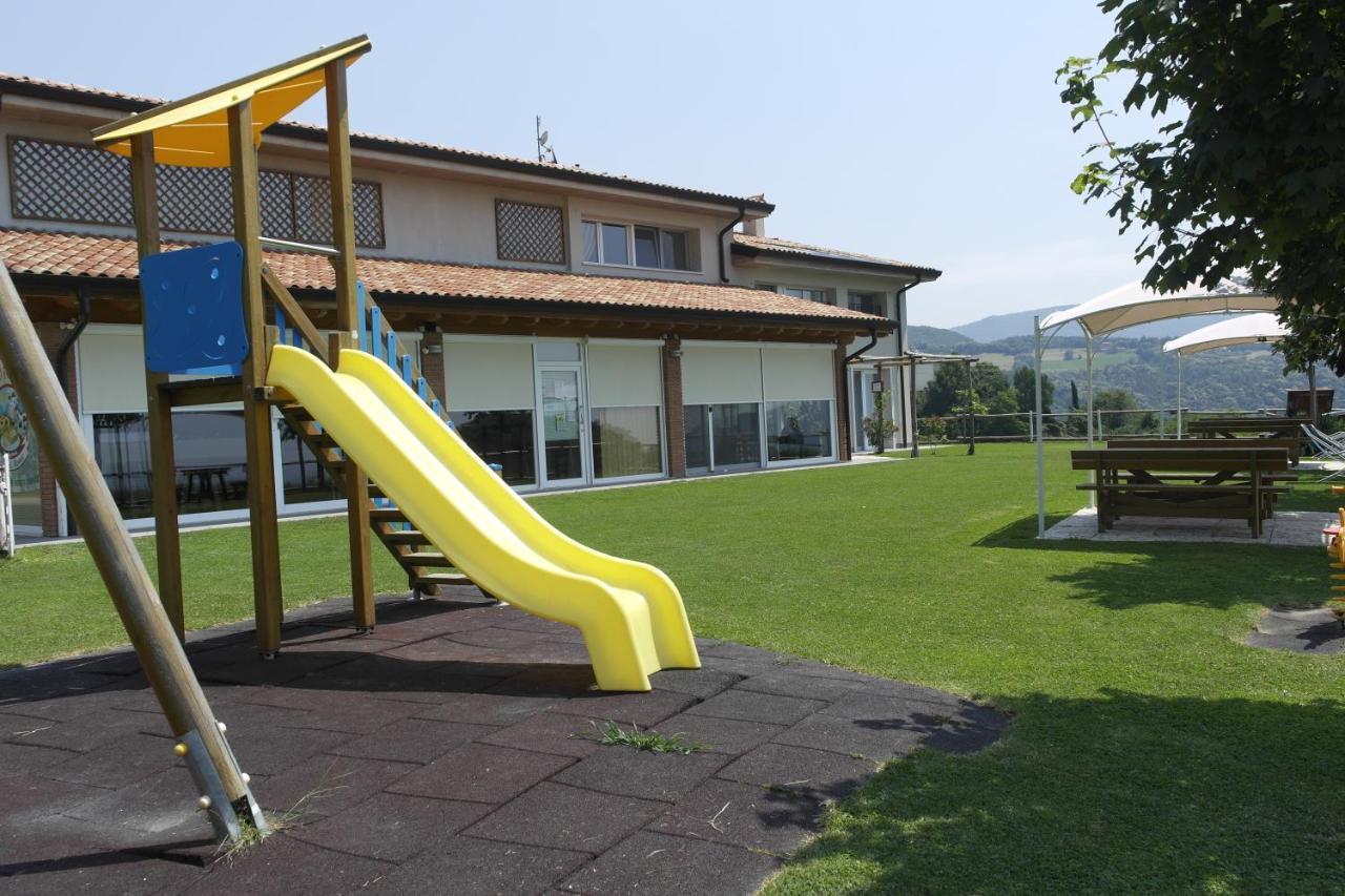 Agriturismo Fattoria Monte Baldo Vista Lago 카프리노 베로네세 외부 사진