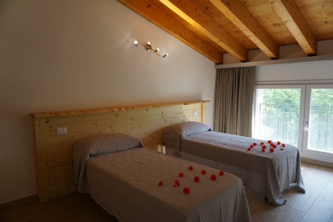 Agriturismo Fattoria Monte Baldo Vista Lago 카프리노 베로네세 외부 사진